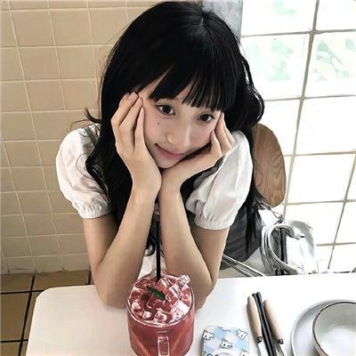 黑夜里的眼睛